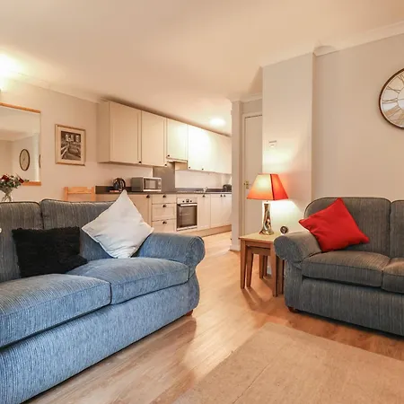 New Tower House- 10 Pear Tree Court Tatil Evi *